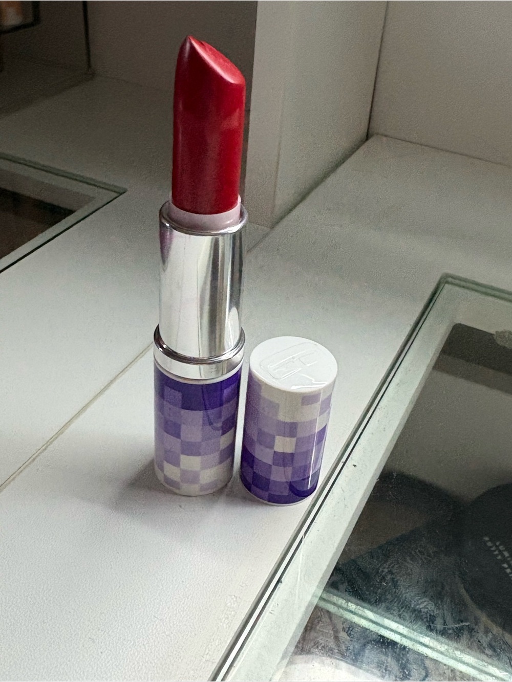 Clinique Red Cream Lipstick - Classic Red Shade B24 brand new